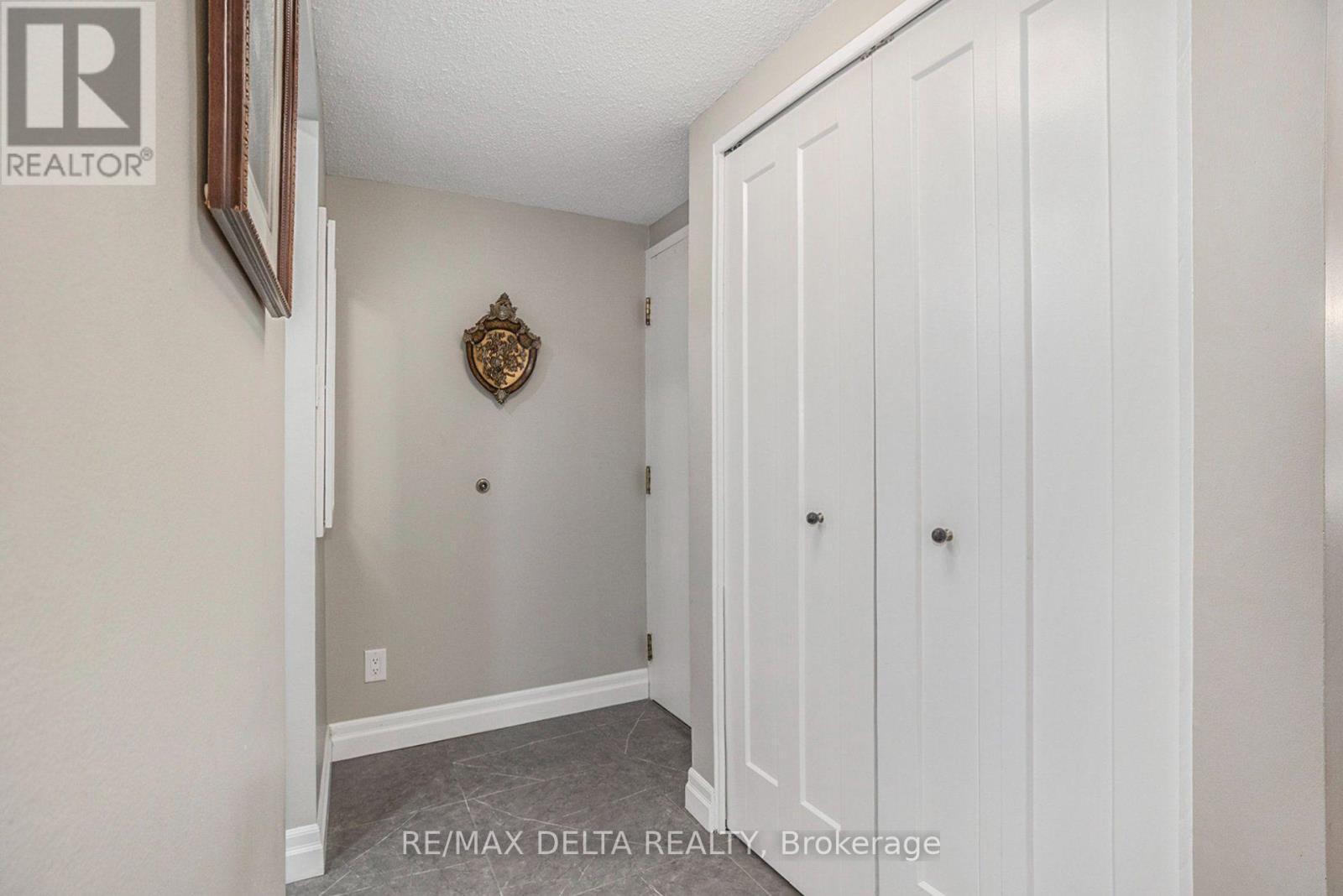 304 - 295 Gilmour Street, Ottawa, ON - Indoor Photo Showing Other Room