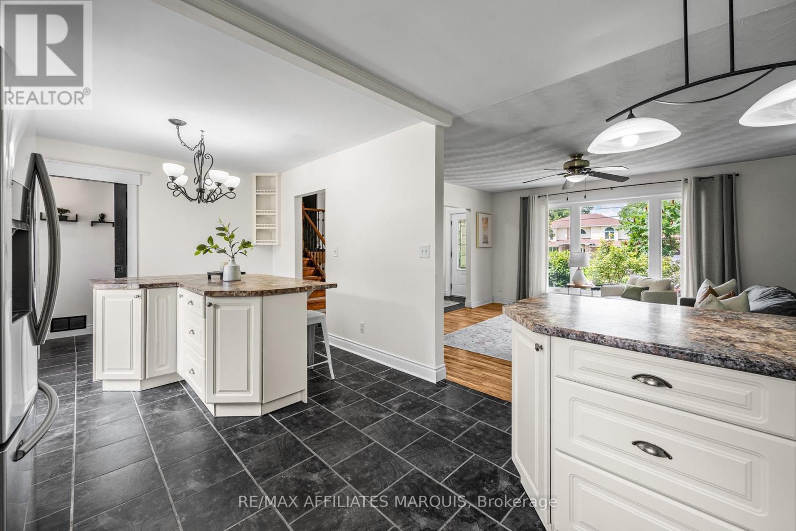 3 Sunset Drive, Rideau Lakes, ON - Indoor Photo Showing Kitchen