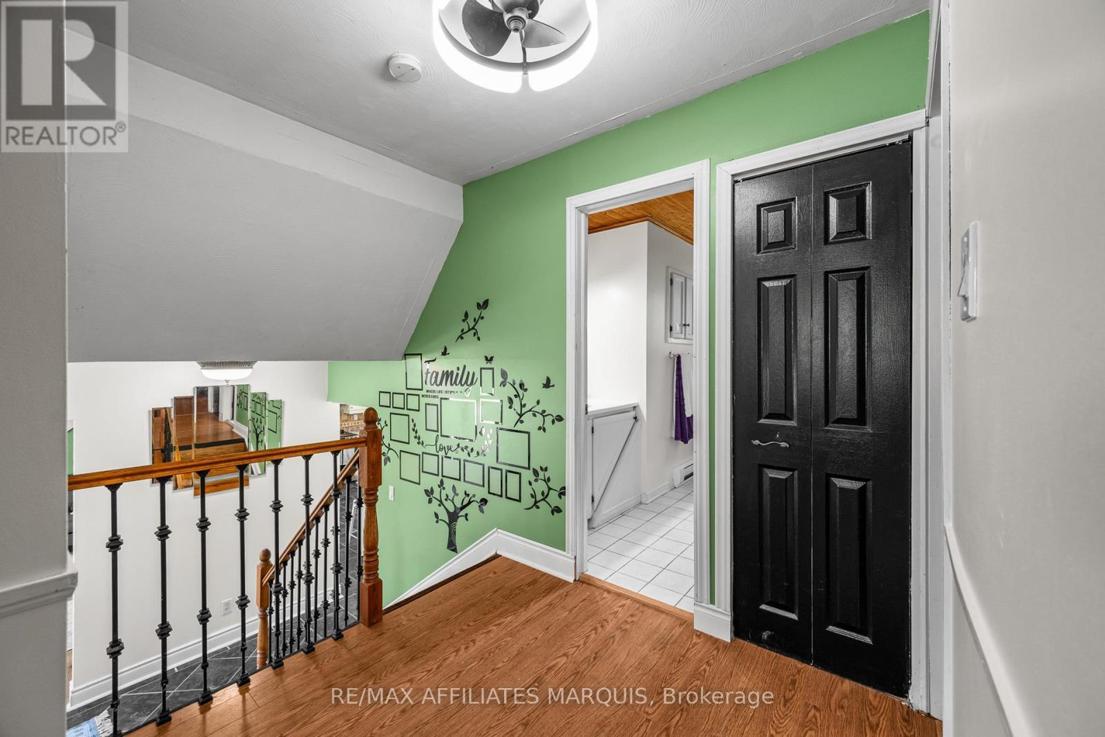 3 Sunset Drive, Rideau Lakes, ON - Indoor Photo Showing Other Room