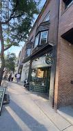 960 QUEEN STREET W Toronto, ON M6J 1G8
