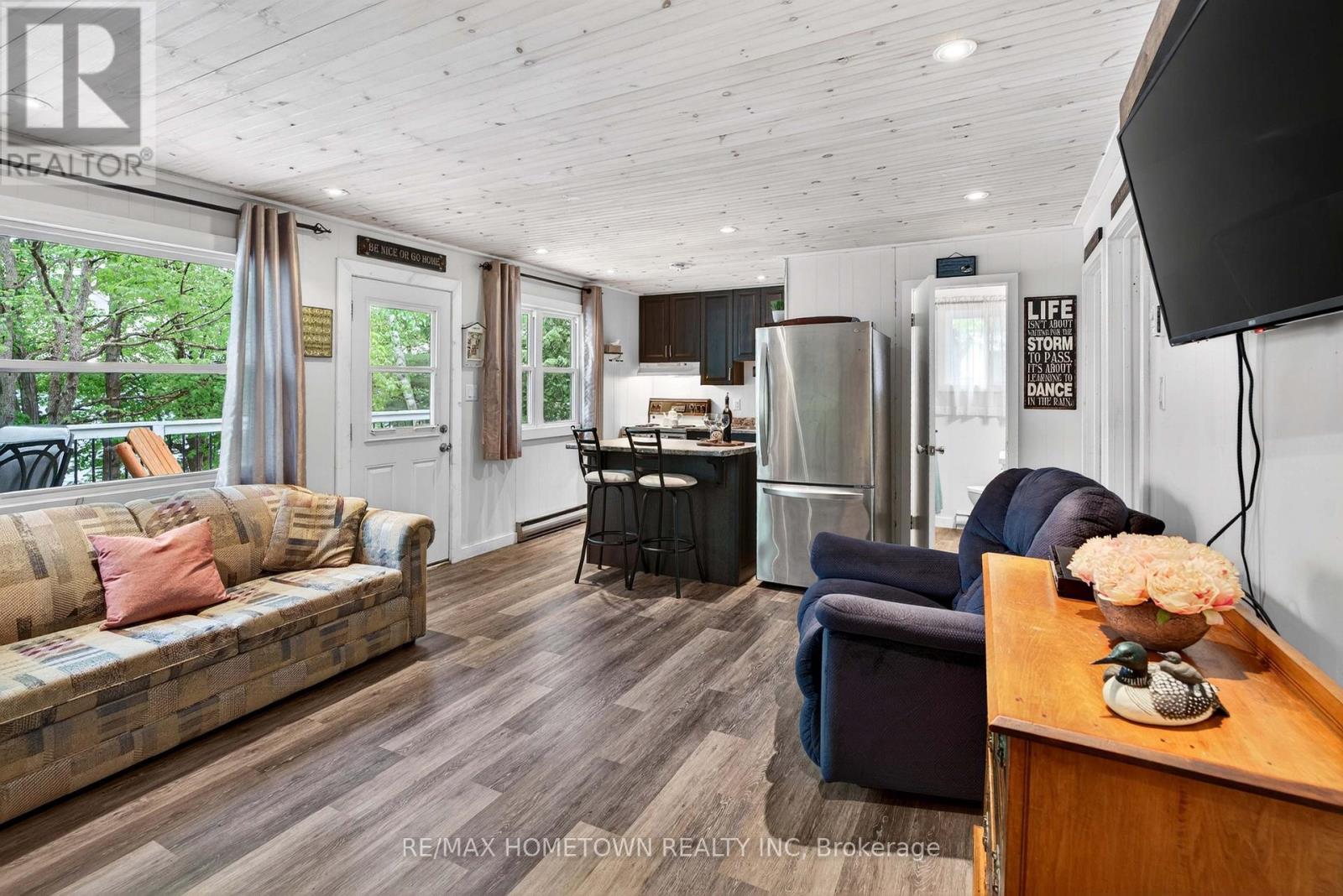 Open concept living room and kitchen - 66 Scott Lane, Rideau Lakes, ON - Indoor Photo Showing Living Room