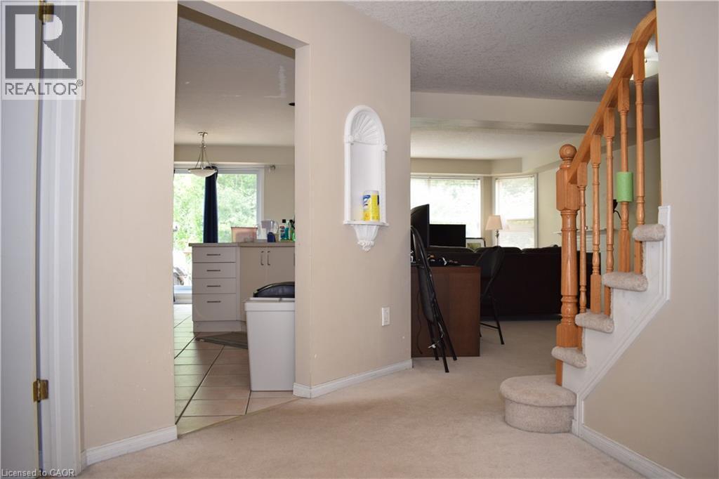 720 Brookmill Place, Waterloo, ON - Indoor Photo Showing Other Room