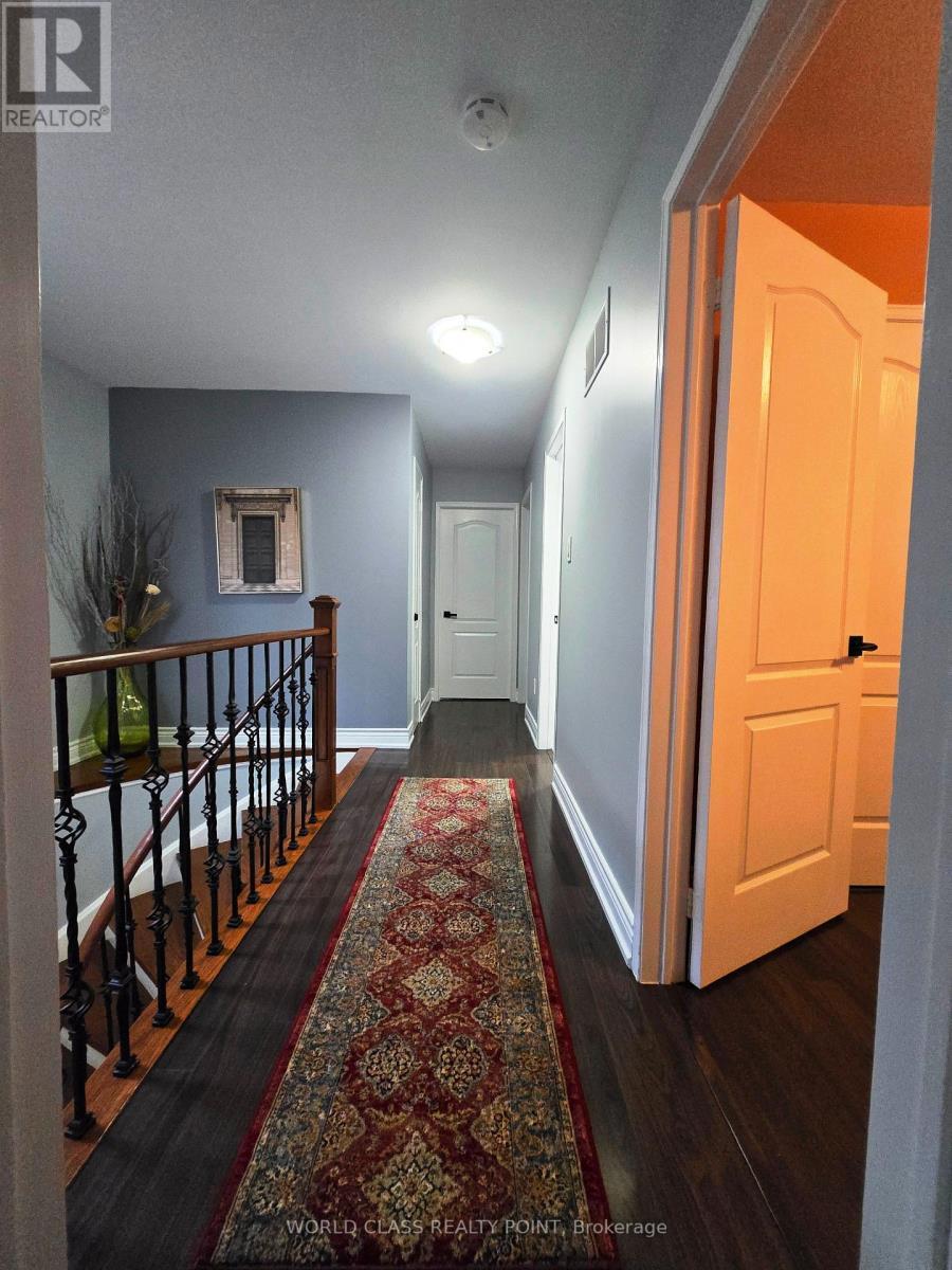 6136 Ford Road, Mississauga, ON - Indoor Photo Showing Other Room