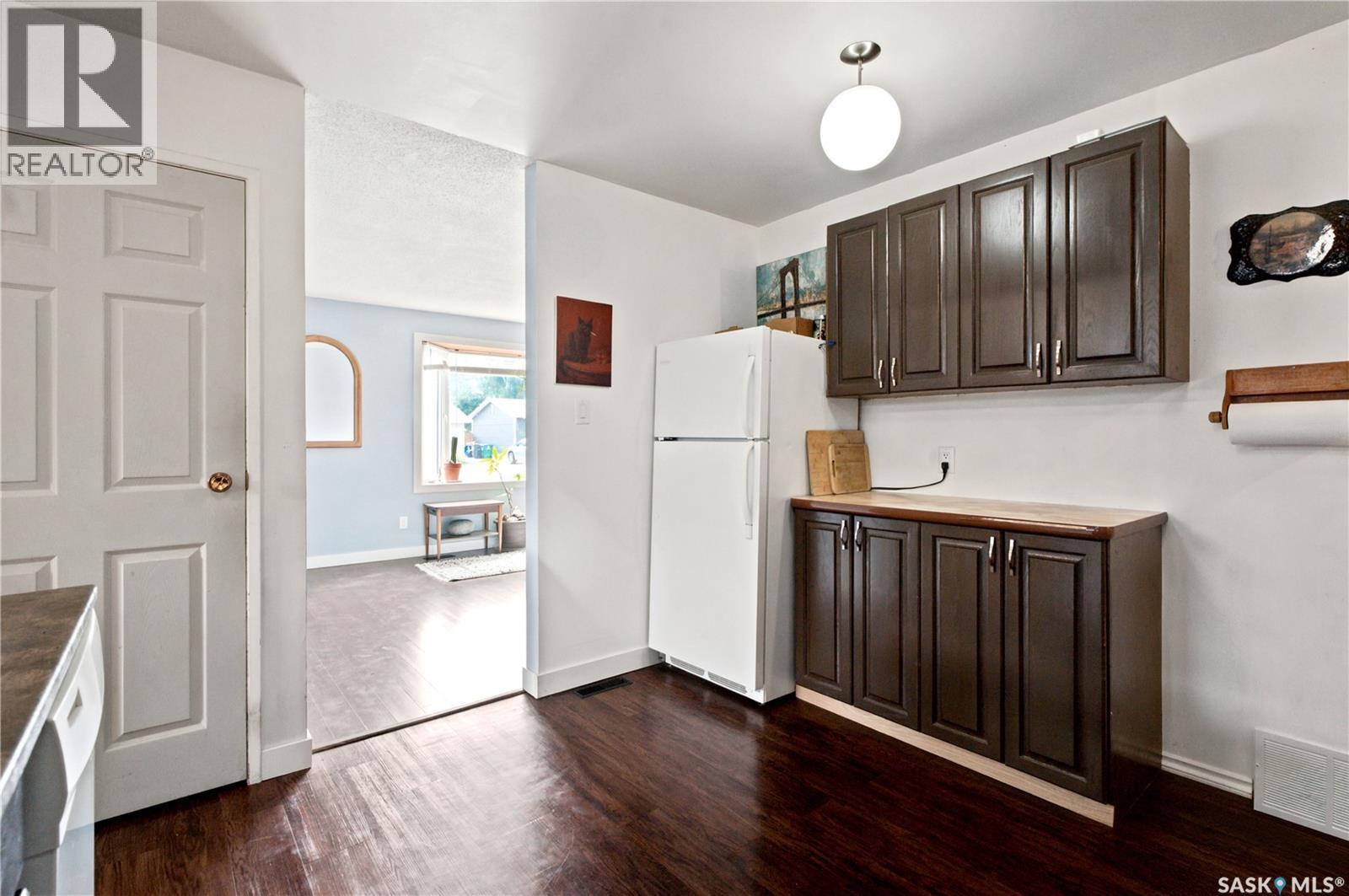310 Douglas Crescent, Saskatoon, SK - Indoor