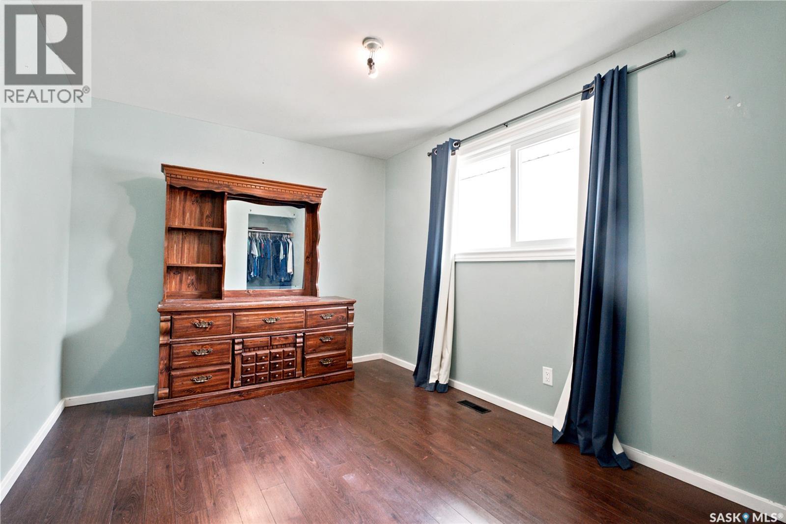 310 Douglas Crescent, Saskatoon, SK - Indoor