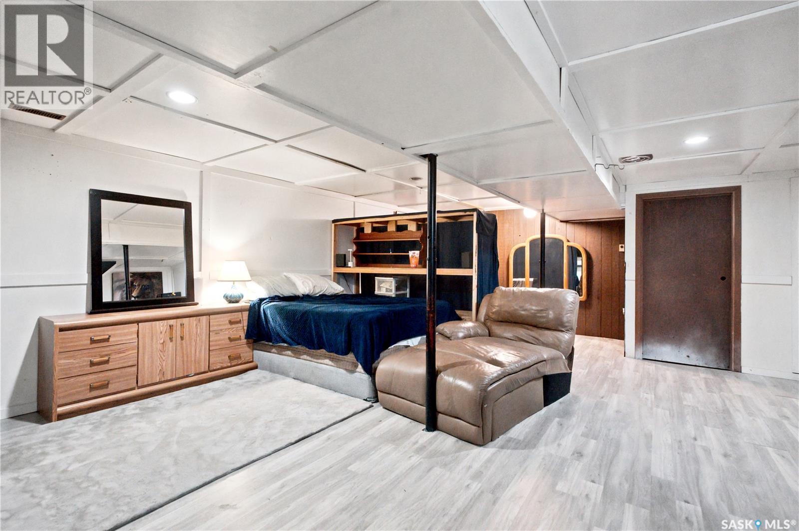 310 Douglas Crescent, Saskatoon, SK - Indoor Photo Showing Other Room