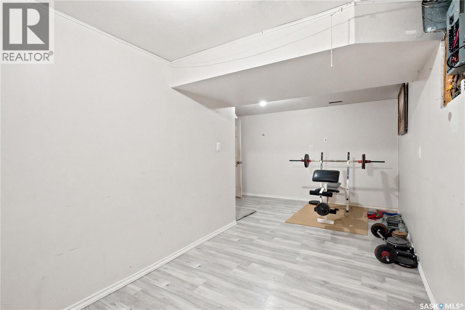310 Douglas Crescent, Saskatoon, SK - Indoor