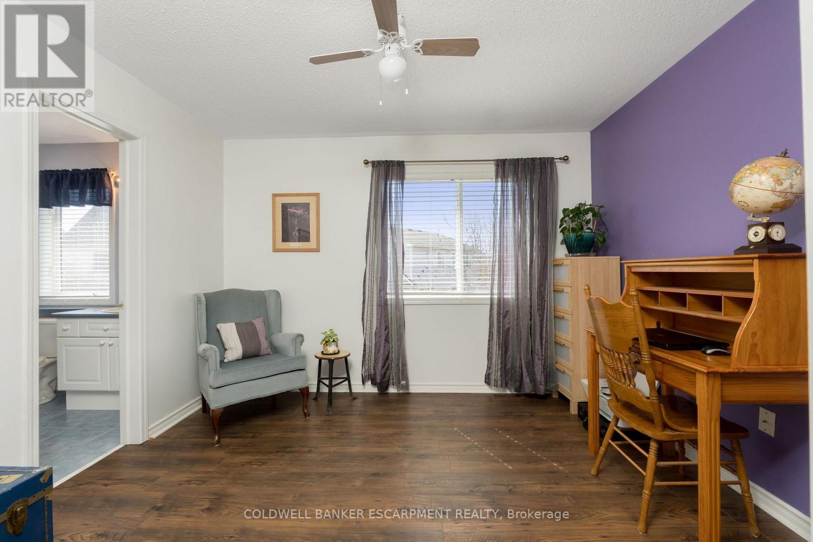 593 Caverhill Crescent, Milton, ON - Indoor