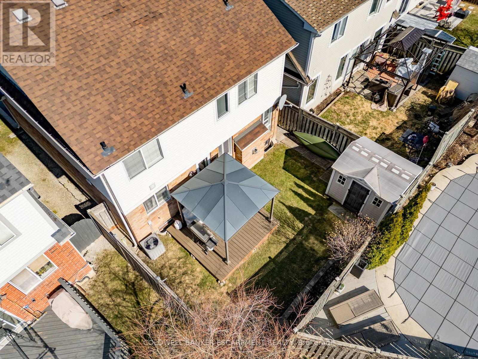 593 Caverhill Crescent, Milton, ON - Outdoor