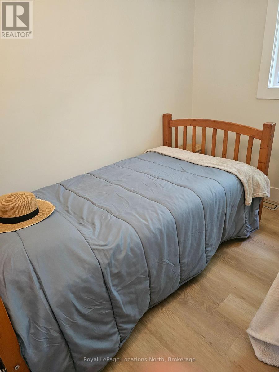 1204 Tiny Beaches Road North Road N, Tiny, ON - Indoor Photo Showing Bedroom