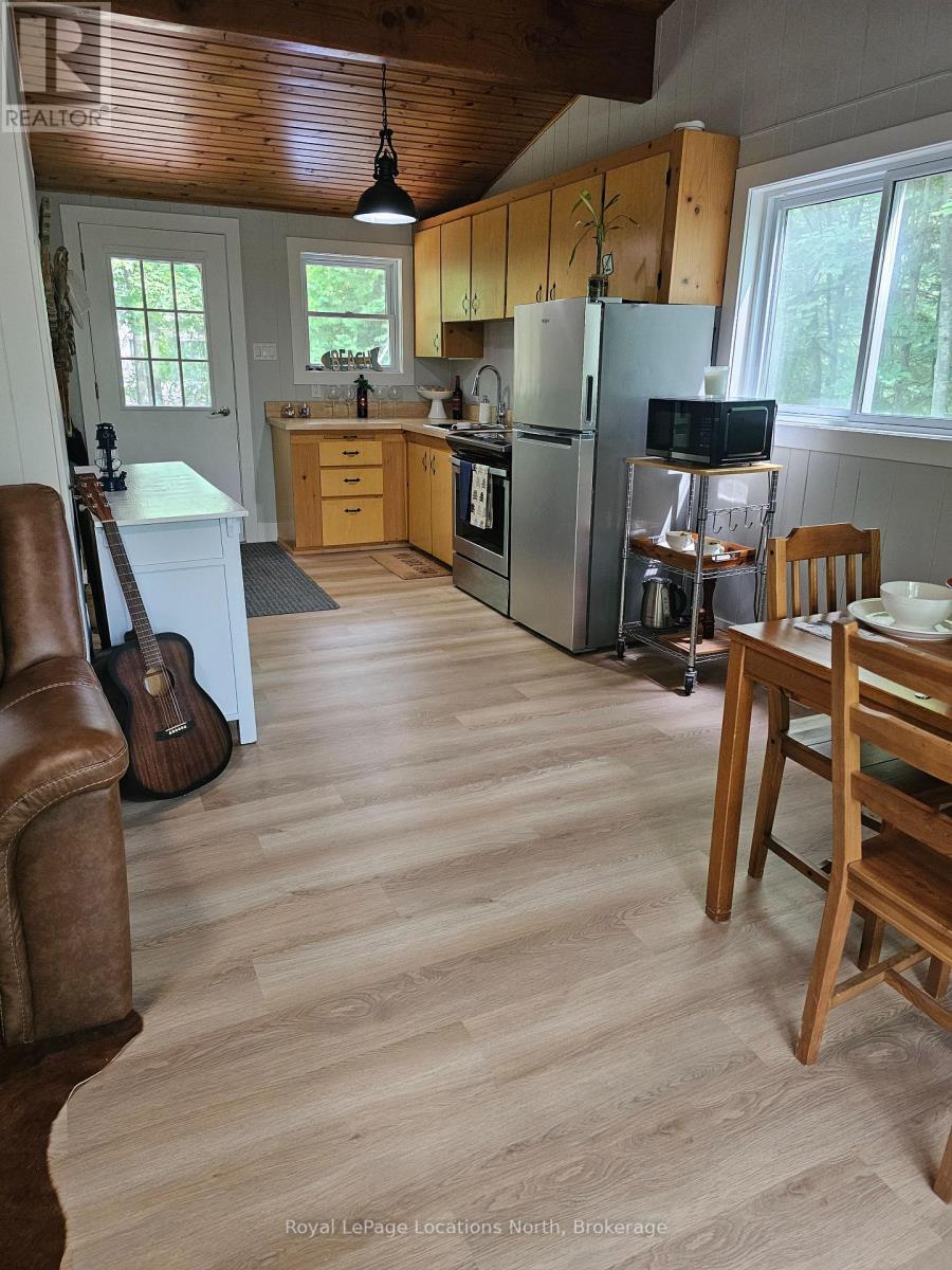 1204 Tiny Beaches Road North Road N, Tiny, ON - Indoor
