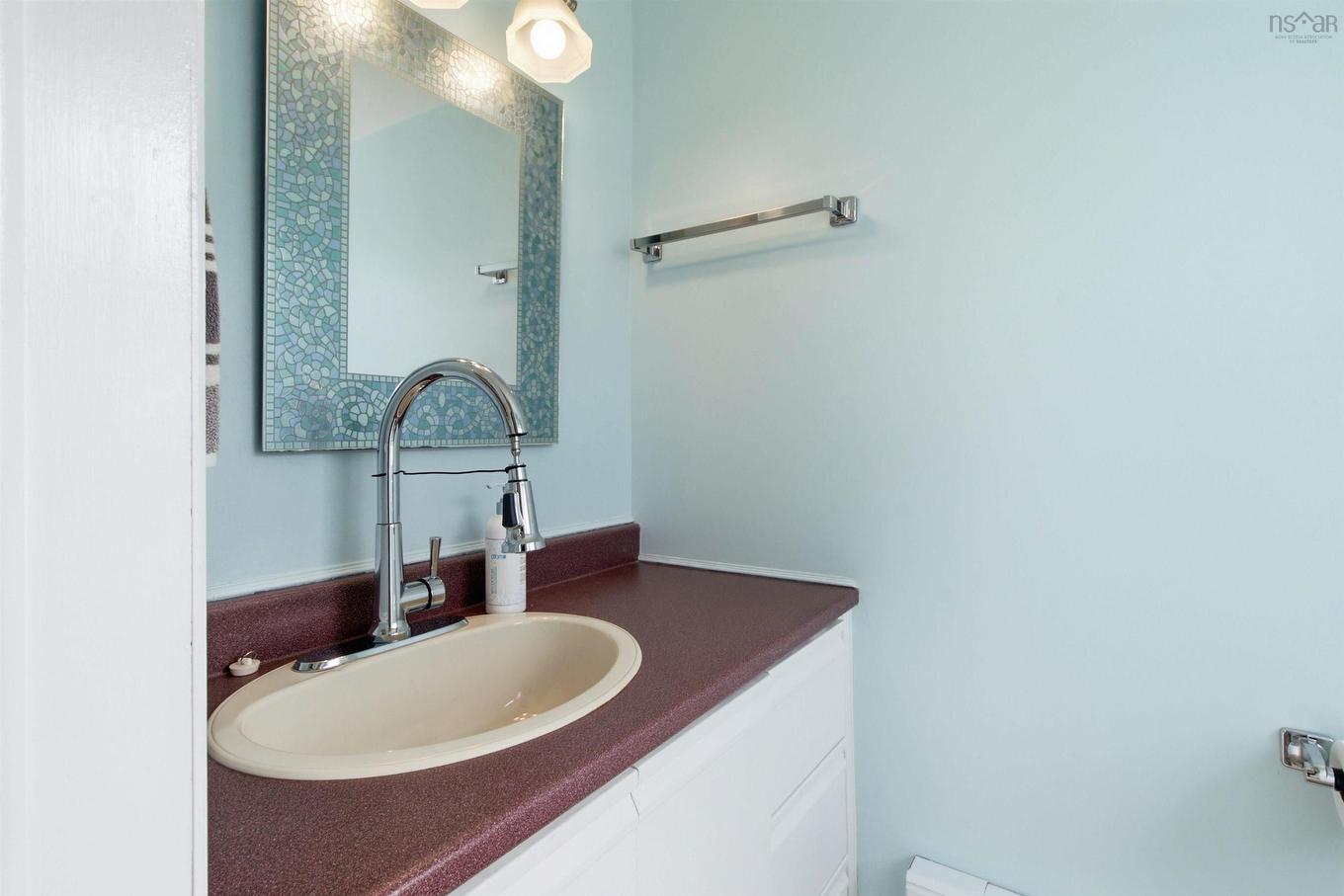 8 Lakeview Drive, Windsor, NS - Indoor Photo Showing Bathroom
