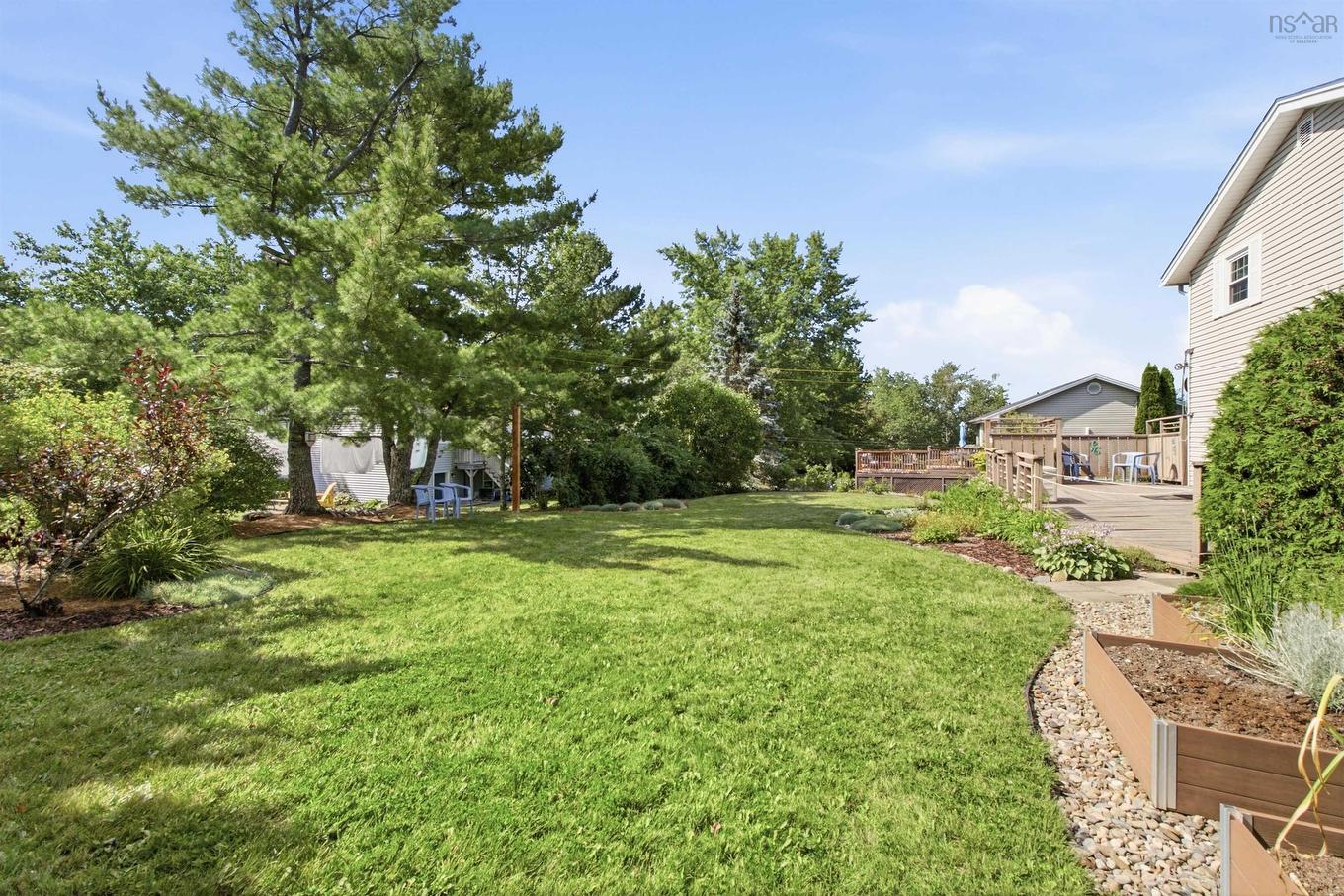 8 Lakeview Drive, Windsor, NS - Outdoor