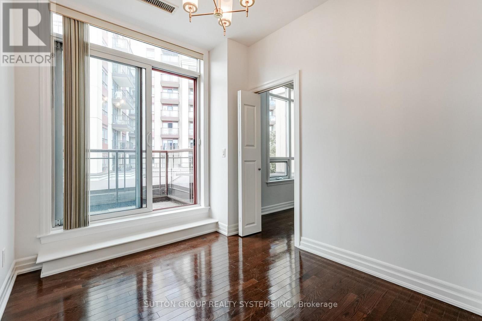 408 - 15 Rean Drive, Toronto, ON - Indoor Photo Showing Other Room