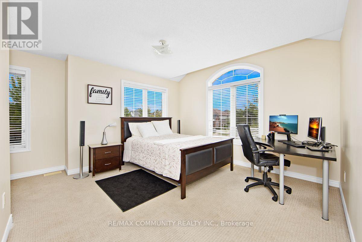 2 Solace Road, Markham, ON - Indoor Photo Showing Bedroom