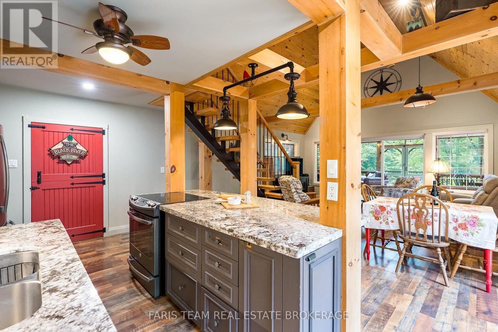 7353 Davy Drive, Ramara, ON - Indoor