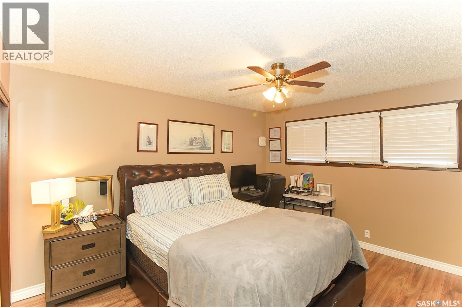 18 Kyle Street, Regina, SK - Indoor Photo Showing Bedroom