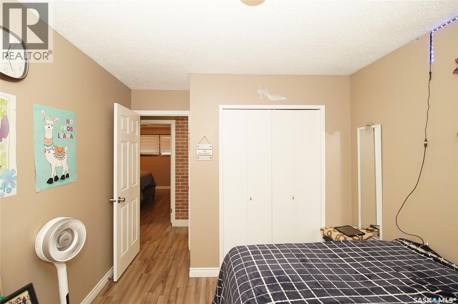 18 Kyle Street, Regina, SK - Indoor Photo Showing Bedroom
