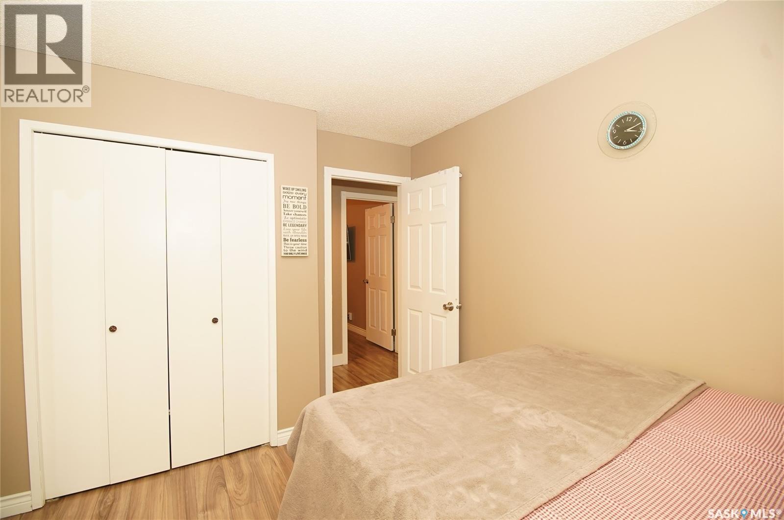 18 Kyle Street, Regina, SK - Indoor Photo Showing Bedroom