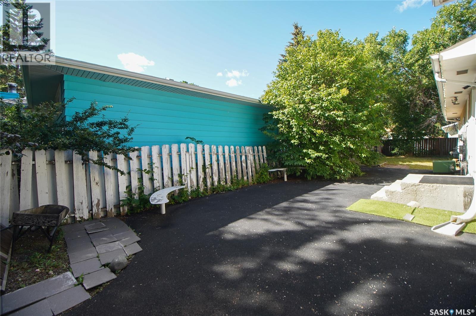 18 Kyle Street, Regina, SK - Outdoor