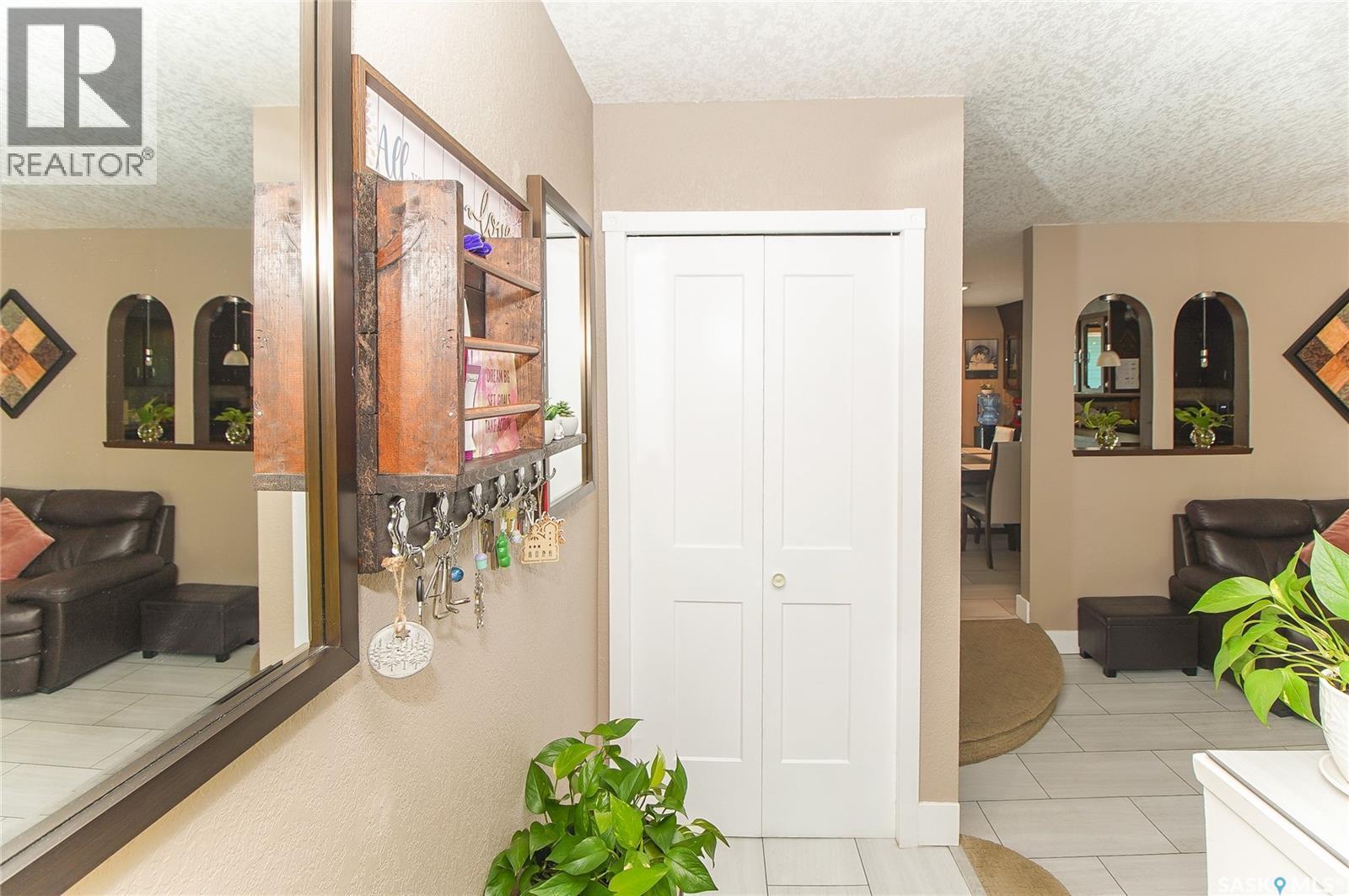 18 Kyle Street, Regina, SK - Indoor Photo Showing Other Room