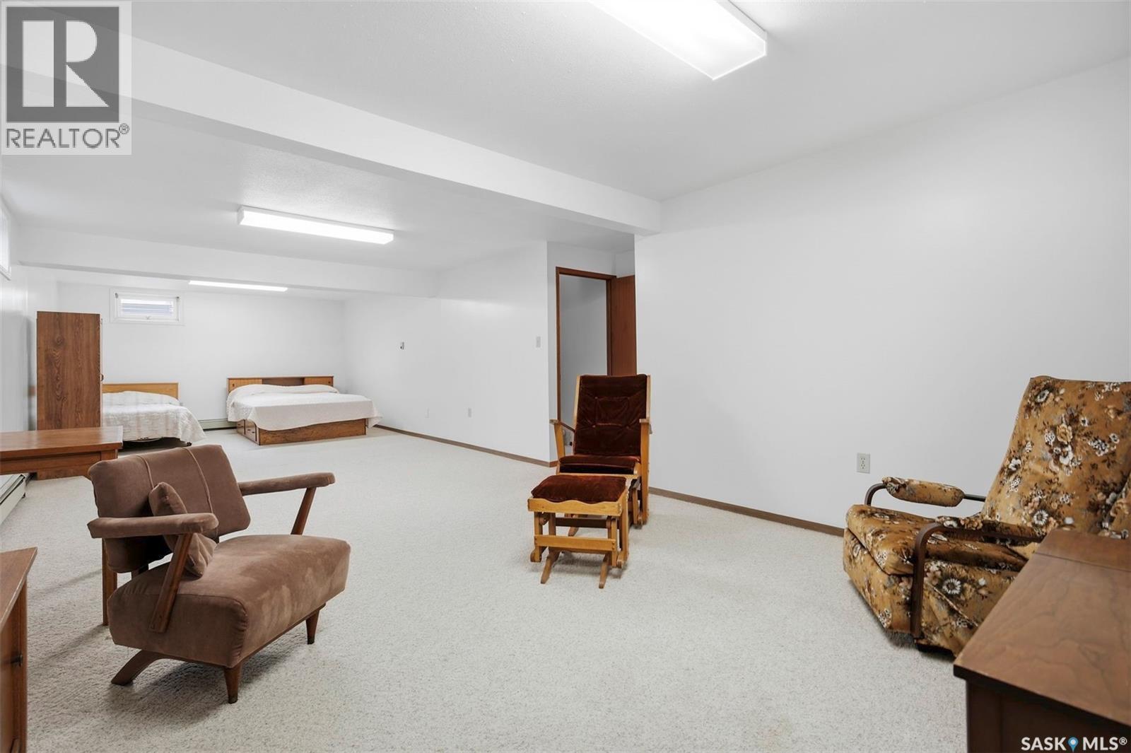 139 Wright Crescent, Biggar, SK - Indoor