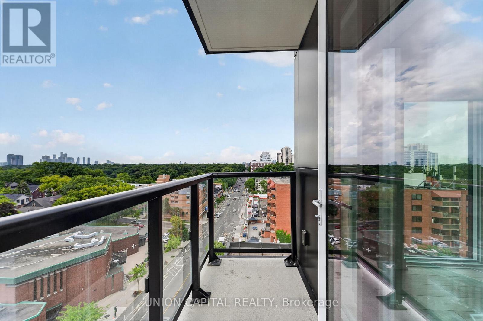 910 - 1660 Bloor Street W, Toronto, ON - Outdoor With Balcony With View With Exterior