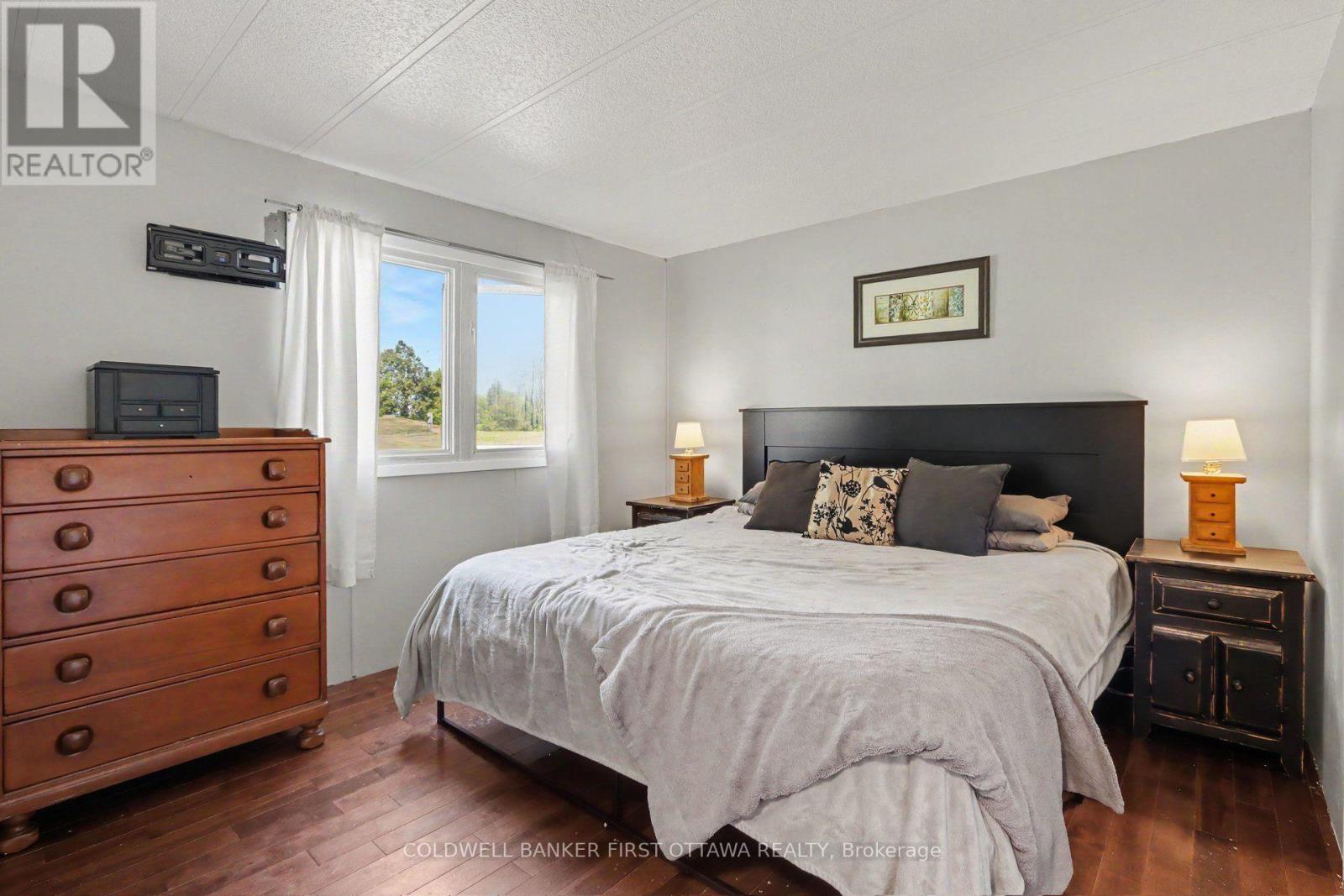 17 Bridle Path, Rideau Lakes, ON