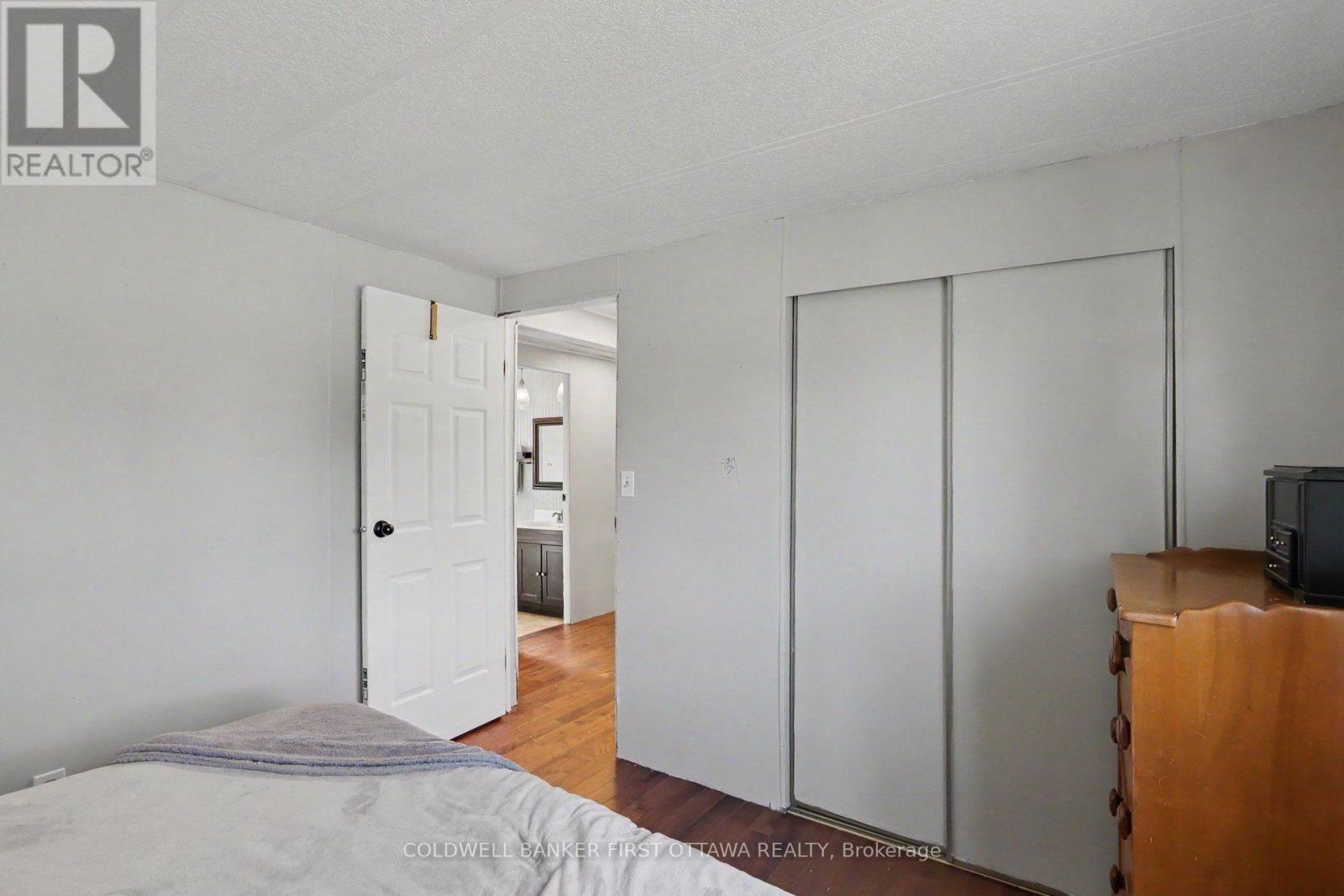 17 Bridle Path, Rideau Lakes, ON