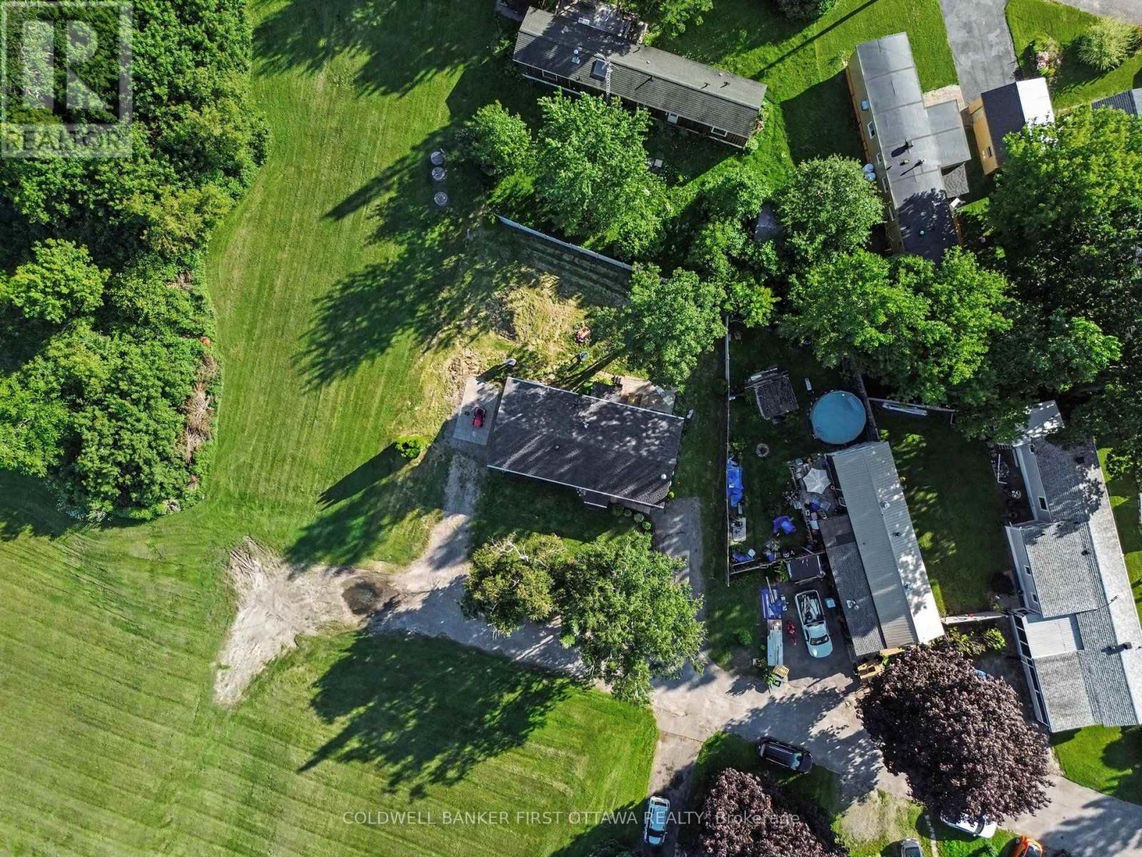 17 Bridle Path, Rideau Lakes, ON