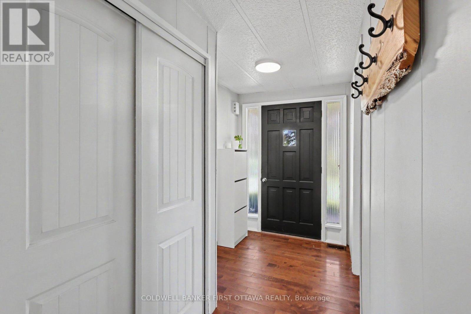 17 Bridle Path, Rideau Lakes, ON