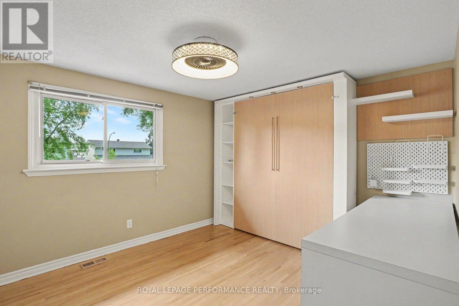 13 Centrepark Drive, Ottawa, ON - Indoor Photo Showing Other Room