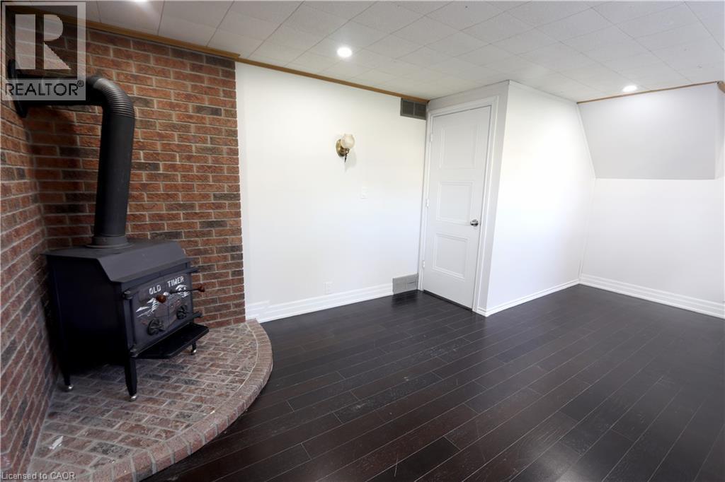 77 Orchard Mill Crescent, Kitchener, ON - Indoor Photo Showing Other Room