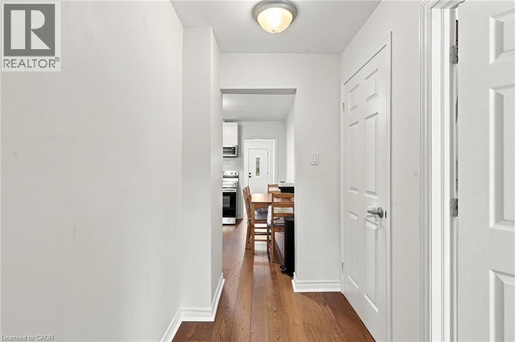 122 Limeridge Road W, Hamilton, ON - Indoor Photo Showing Other Room