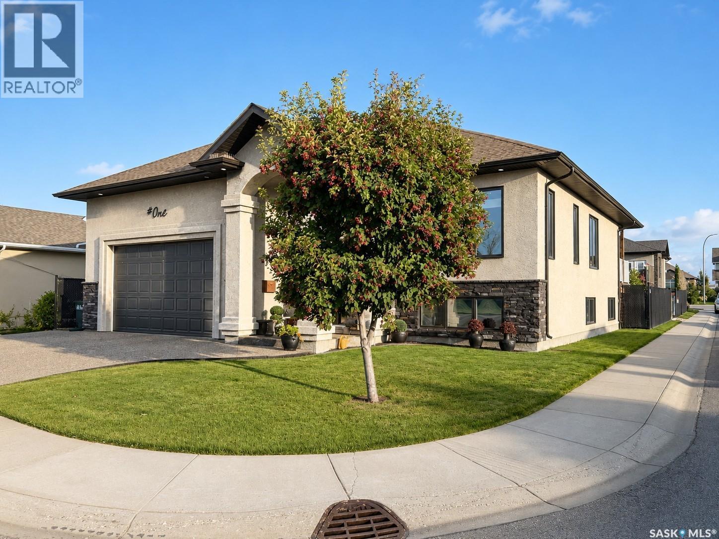 1 Glen Howard Way, Prince Albert, SK - Outdoor