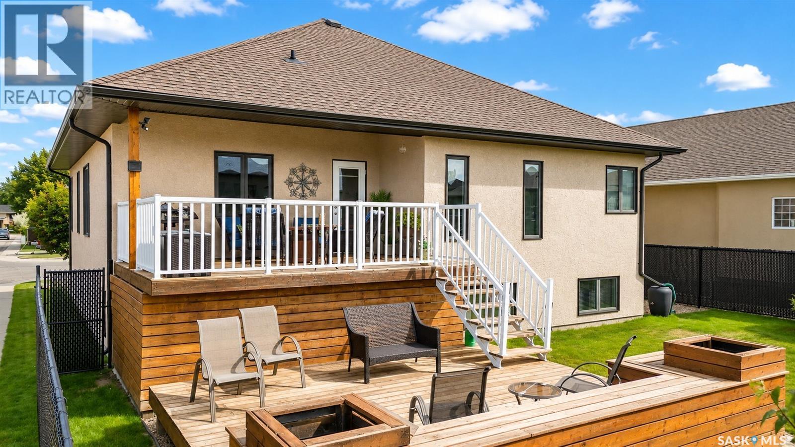 1 Glen Howard Way, Prince Albert, SK - Outdoor With Deck Patio Veranda With Exterior