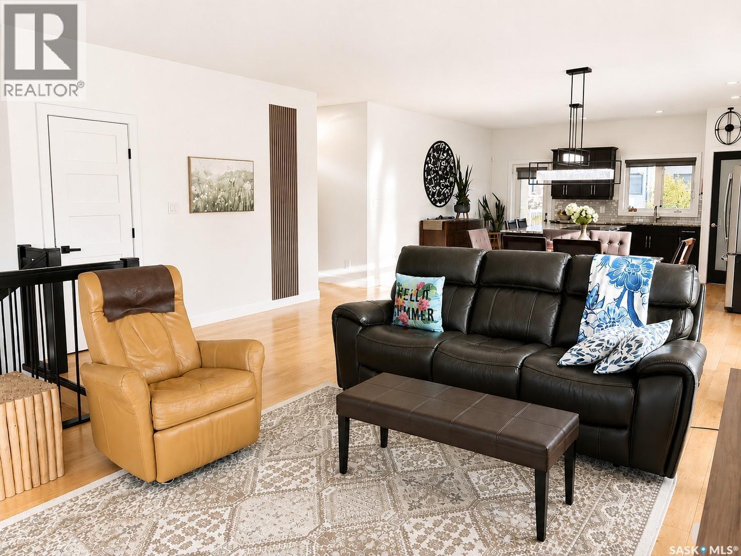 1 Glen Howard Way, Prince Albert, SK - Indoor Photo Showing Living Room