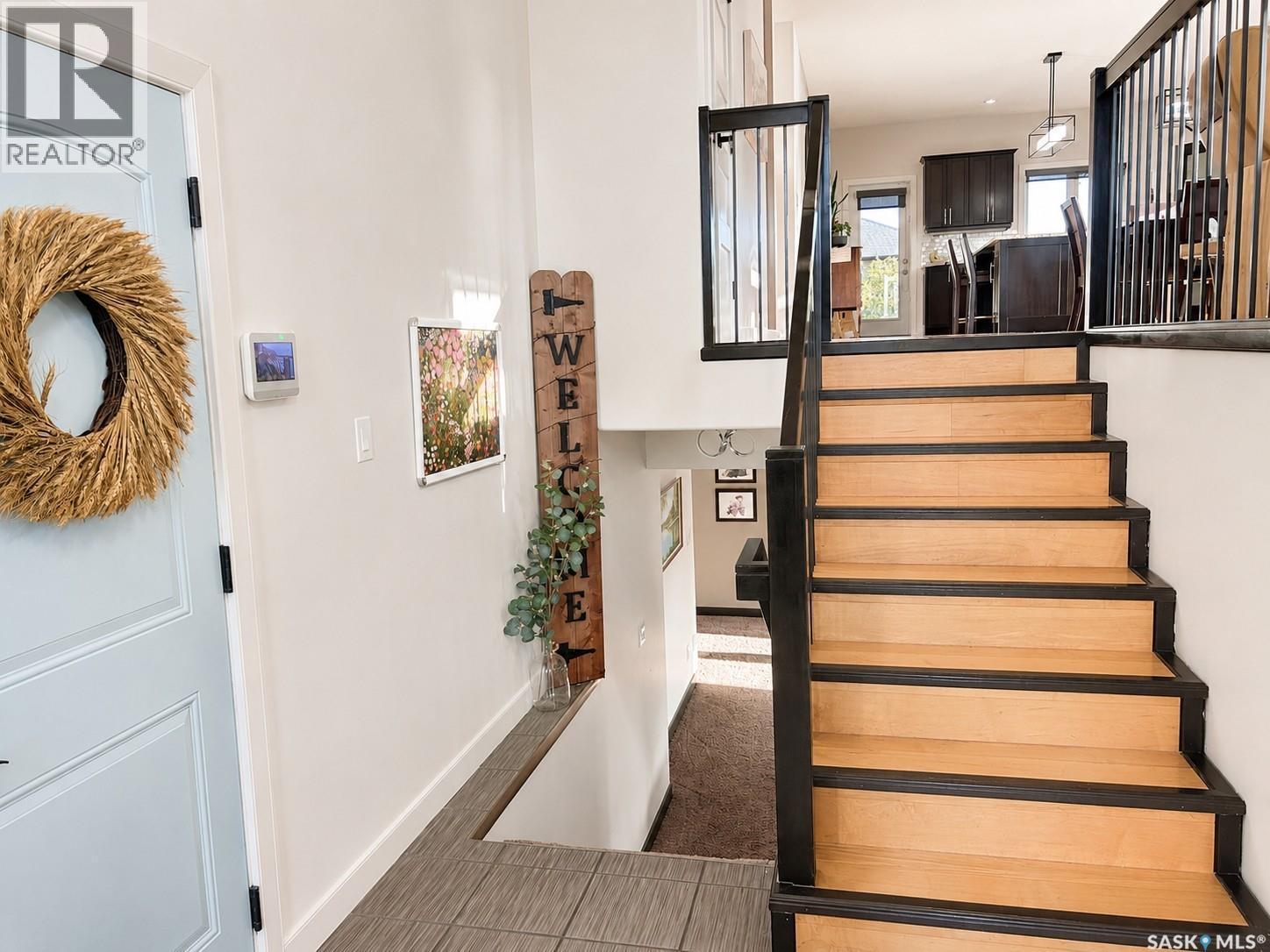 1 Glen Howard Way, Prince Albert, SK - Indoor Photo Showing Other Room