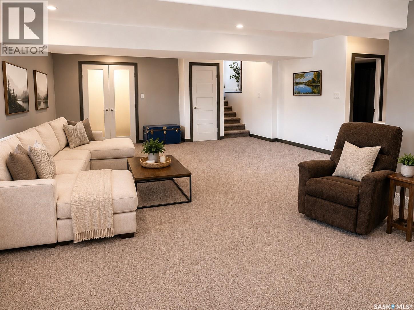 1 Glen Howard Way, Prince Albert, SK - Indoor Photo Showing Living Room