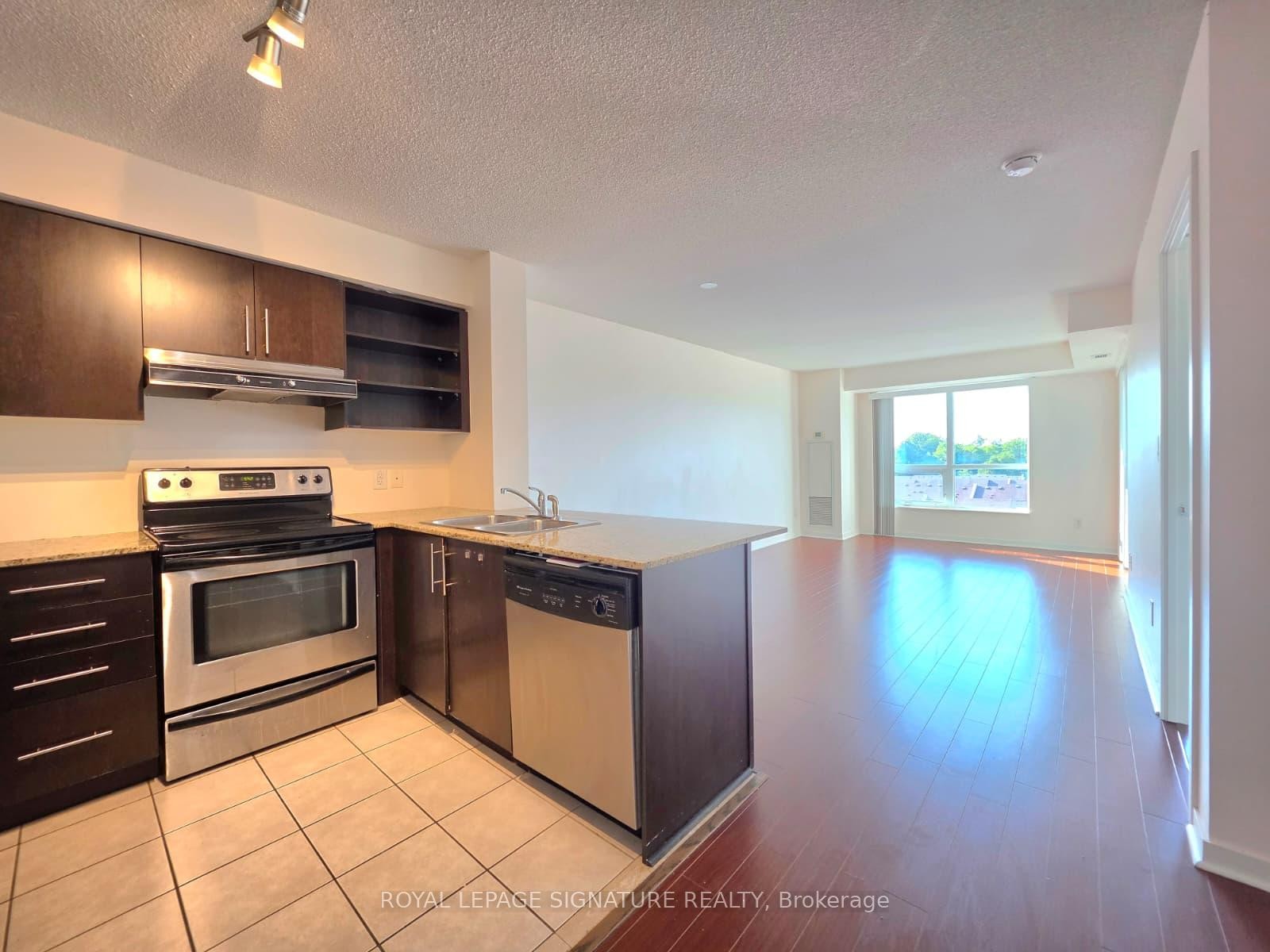 504-120 Dallimore Circle, Toronto, ON - Indoor Photo Showing Kitchen With Stainless Steel Kitchen With Double Sink