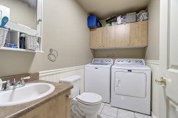 Powder room - 