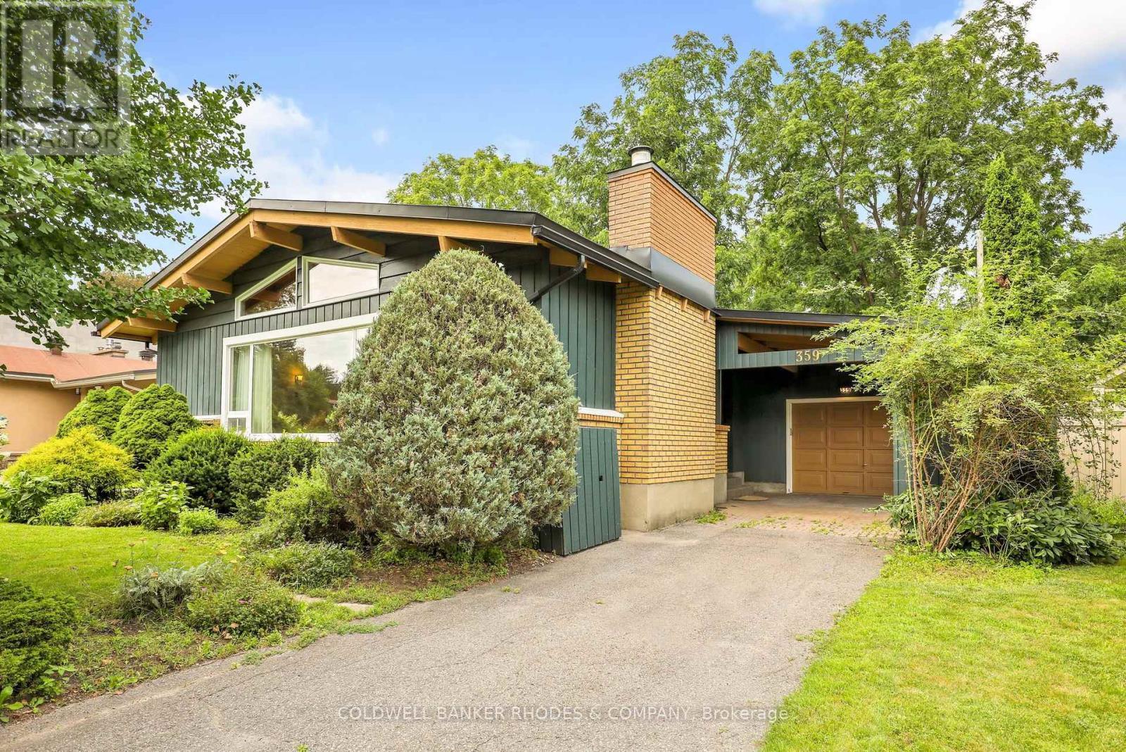 359 Mountbatten Avenue, Ottawa, ON - Outdoor