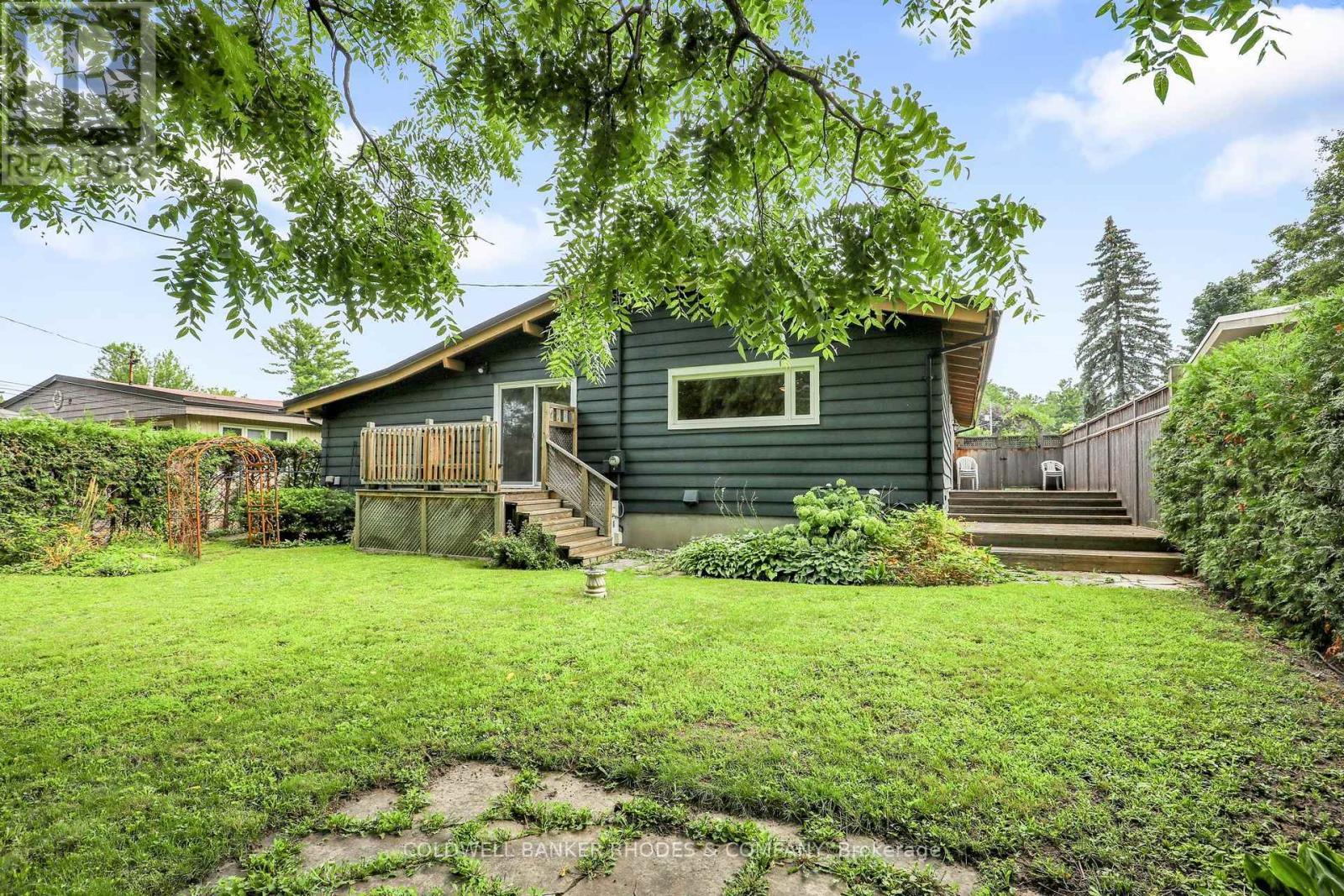 359 Mountbatten Avenue, Ottawa, ON - Outdoor