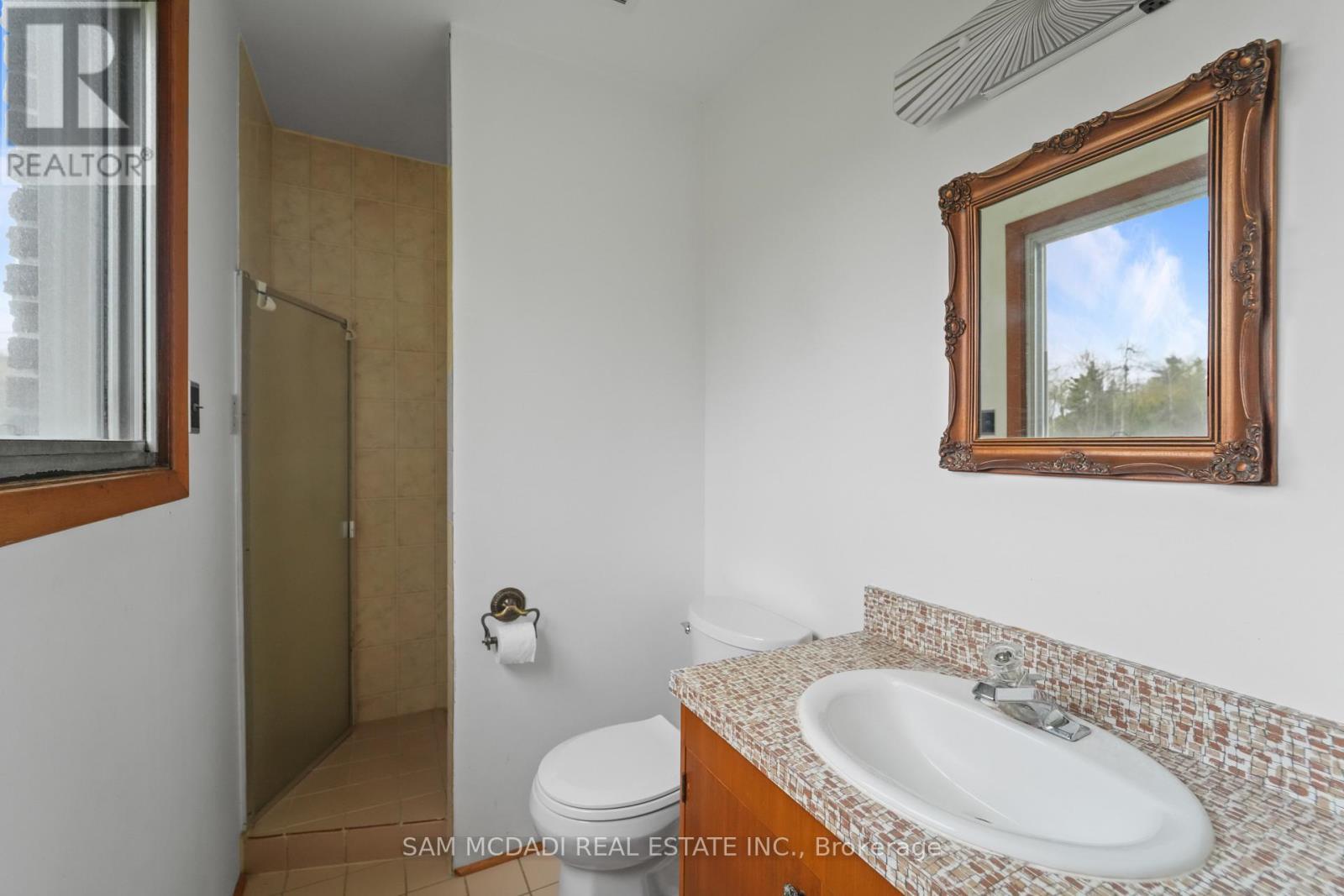 5114 Allan Path, Erin, ON - Indoor Photo Showing Bathroom