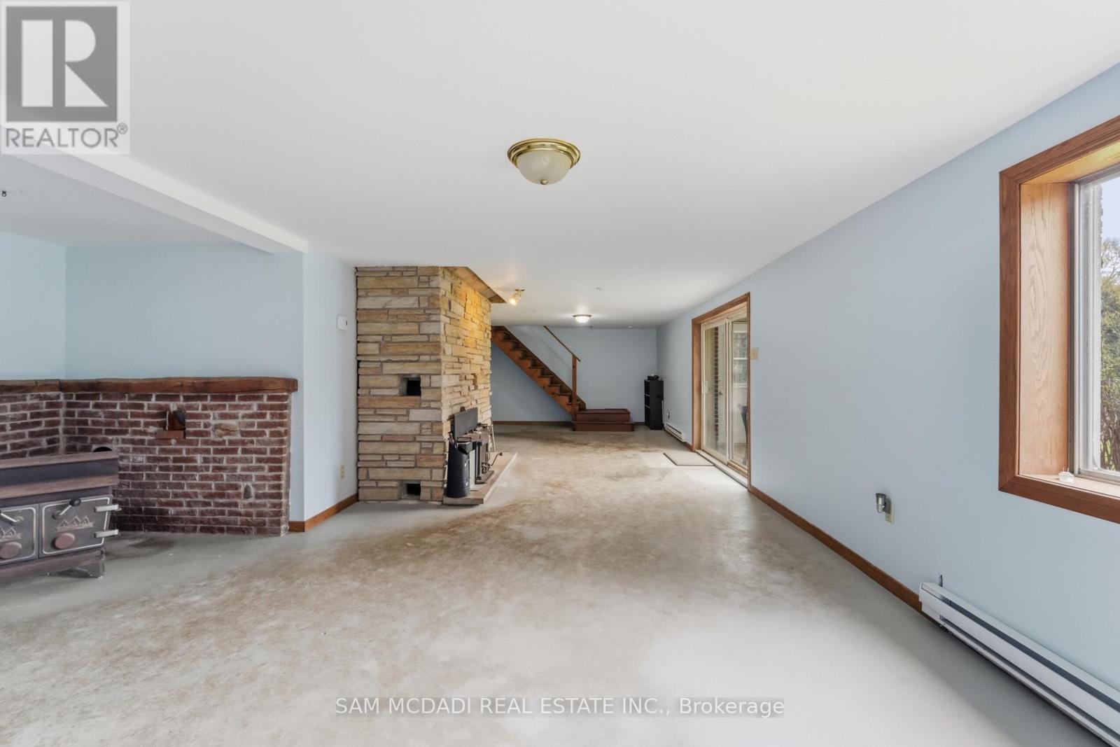 5114 Allan Path, Erin, ON - Indoor Photo Showing Other Room