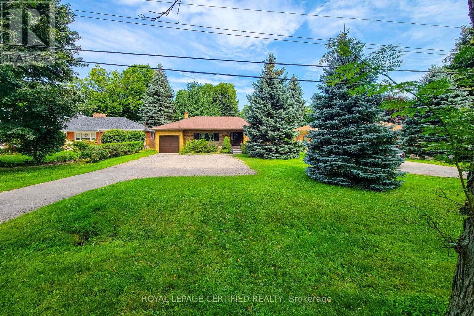 55 Garner Road, Hamilton, ON - Outdoor
