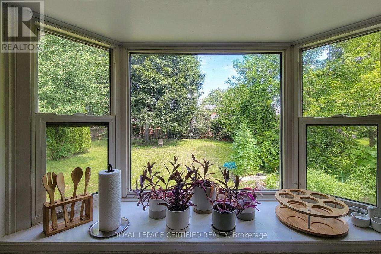 55 Garner Road, Hamilton, ON - Indoor Photo Showing Other Room