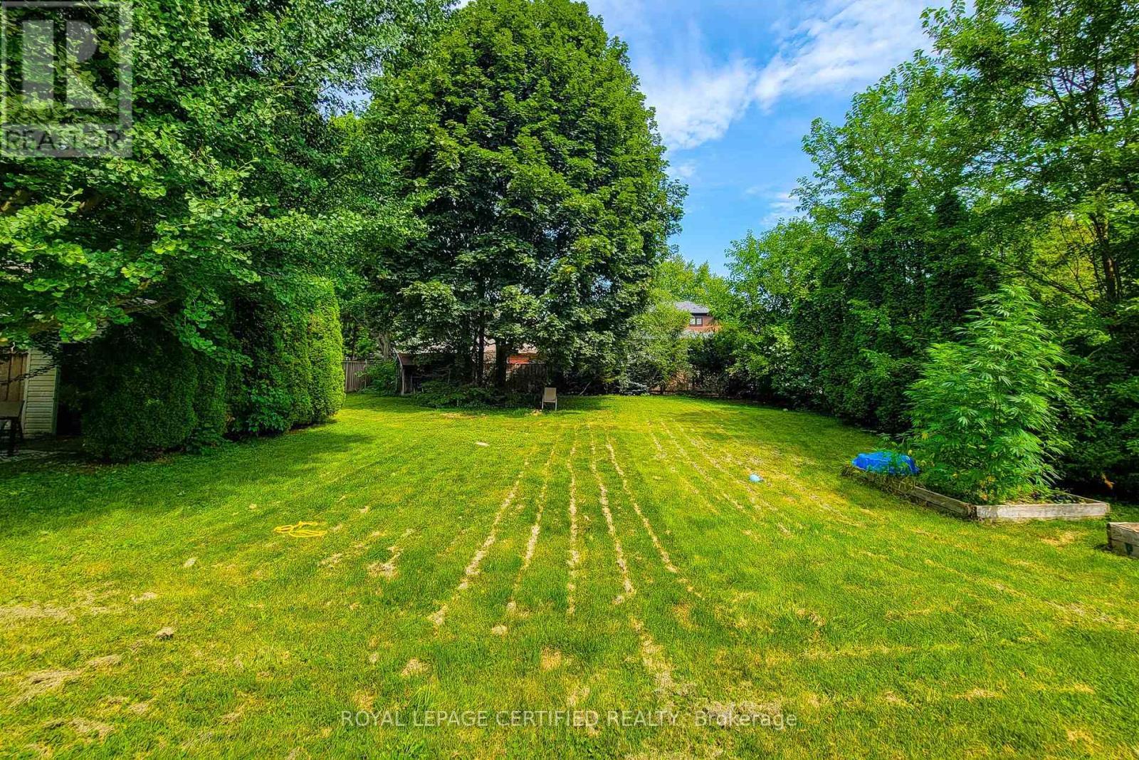 55 Garner Road, Hamilton, ON - Outdoor