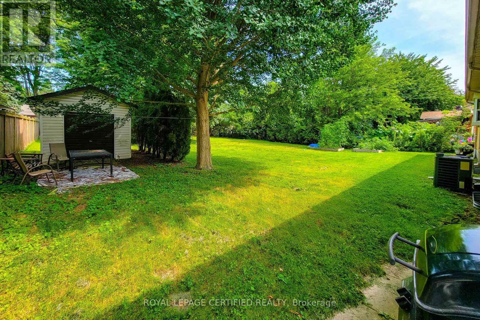 55 Garner Road, Hamilton, ON - Outdoor