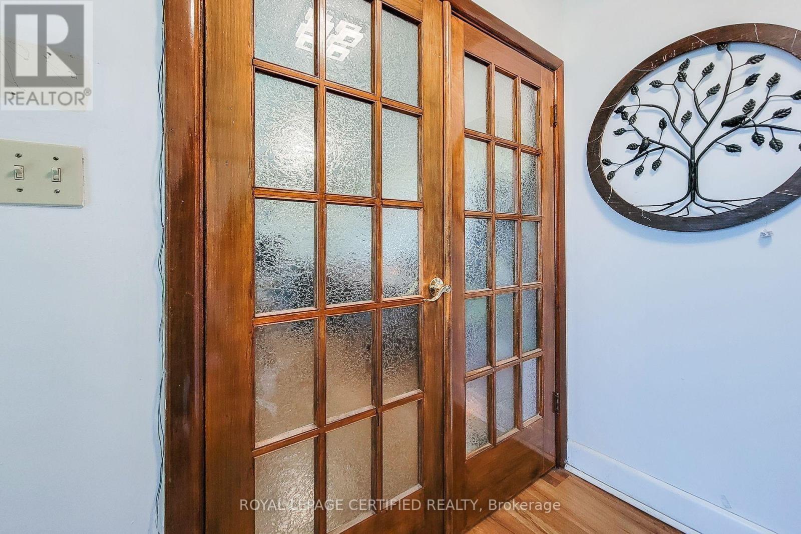 55 Garner Road, Hamilton, ON - Indoor Photo Showing Other Room